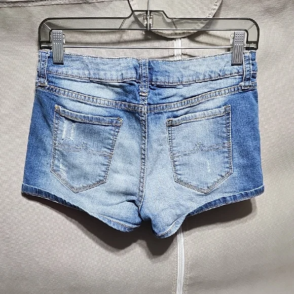 Arizona Jean Company Light Blue Ripped Shorts - Picture 3 of 3